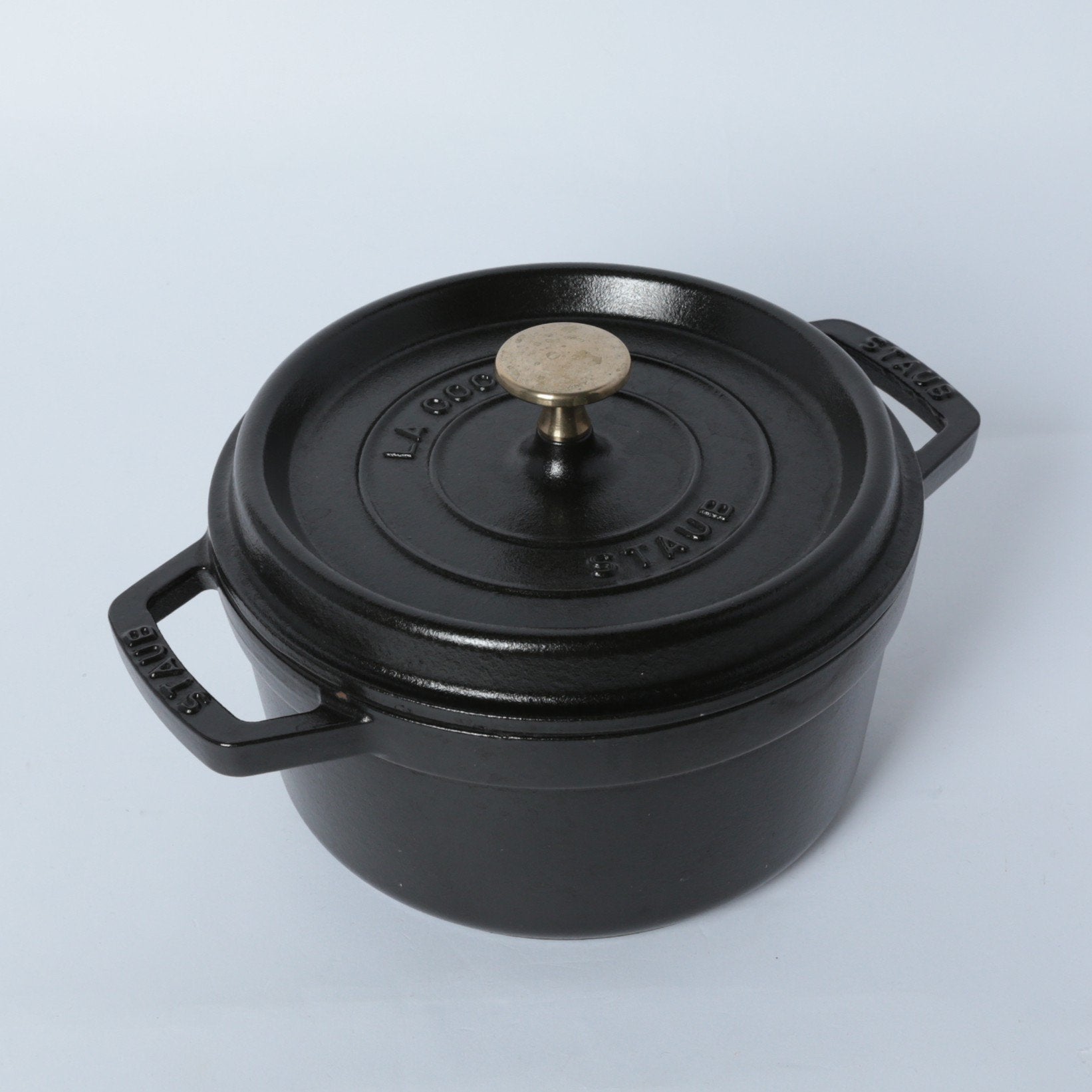 Staub ストウブ　ピコ・ココットラウンド　20㎝　ブラック　未使用品 Staub ストウブ グランドココット ラウンド 20cm ブラック生涯