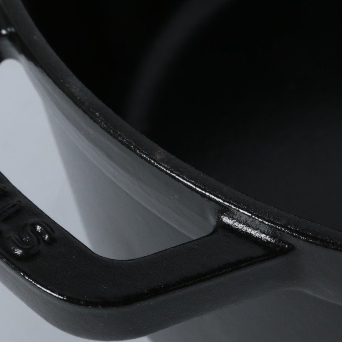 ピコ・ココット ラウンド 24cm ブラック