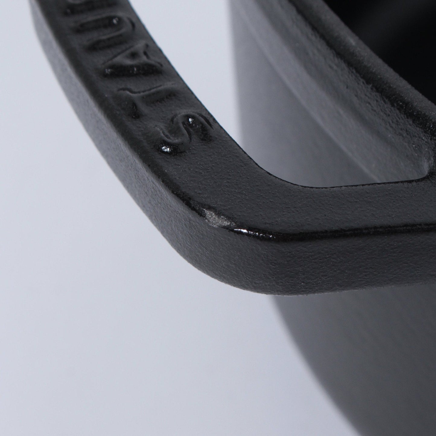 ピコ・ココット 24cm ブラック