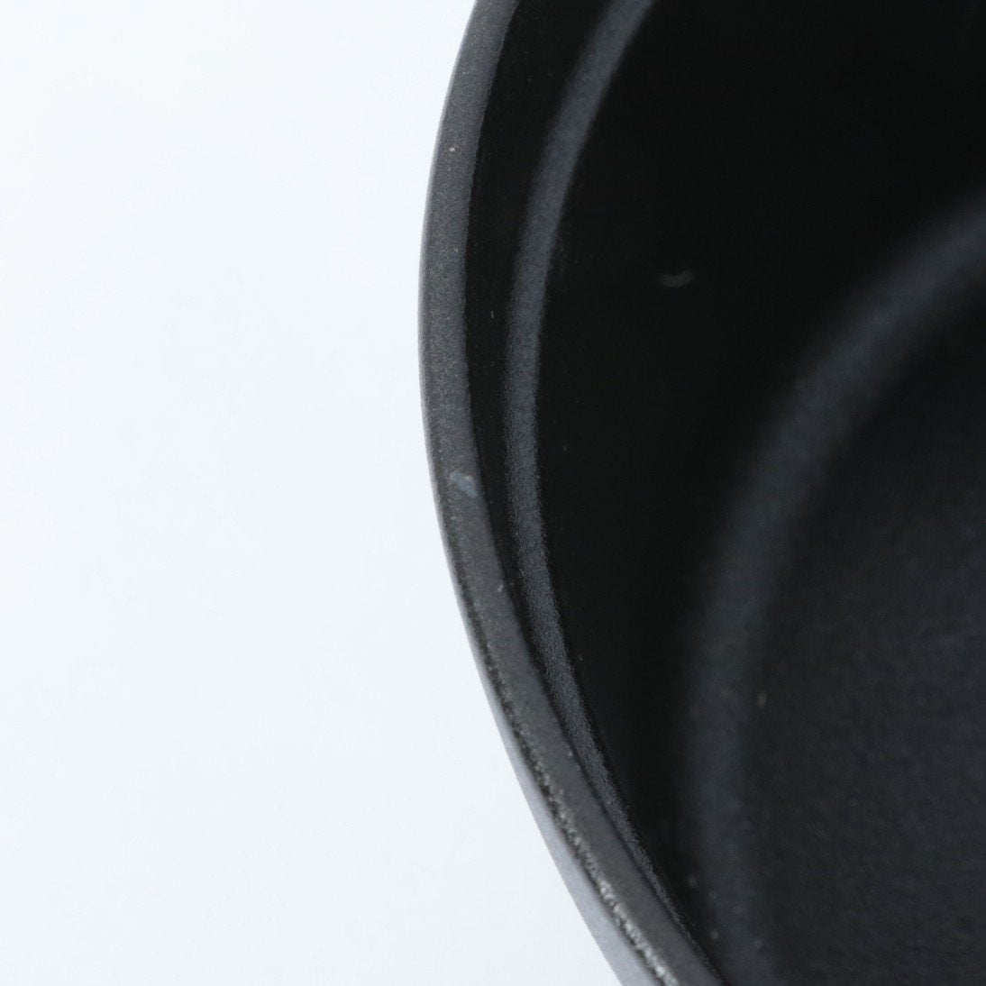 ピコ・ココット　ラウンド　ブラック 20cm STAUB ピコ・ココット ラウンド 20cm ブラック 2.2L | 鍋 | お菓子