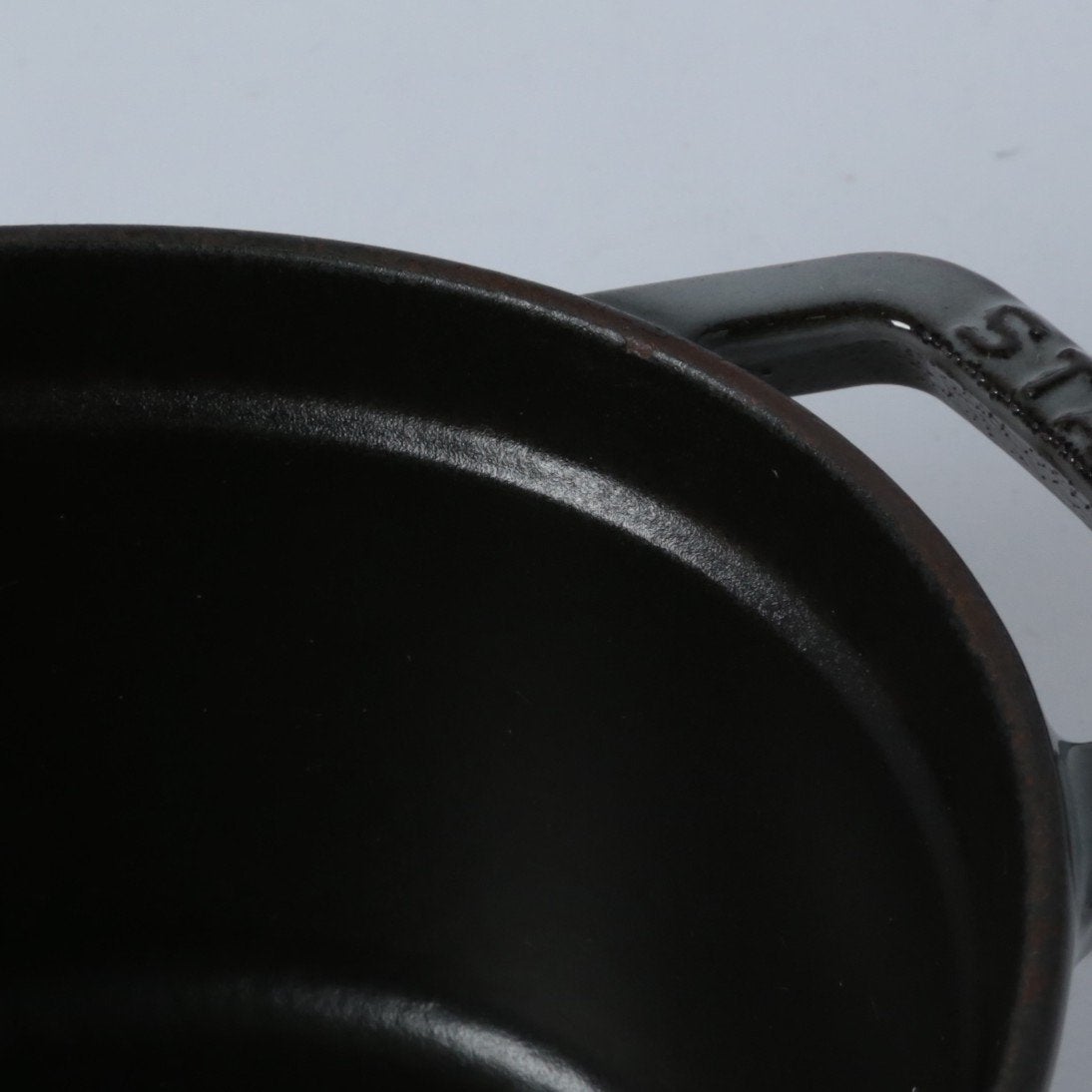 ピコ・ココット オーバル 23cm グレー