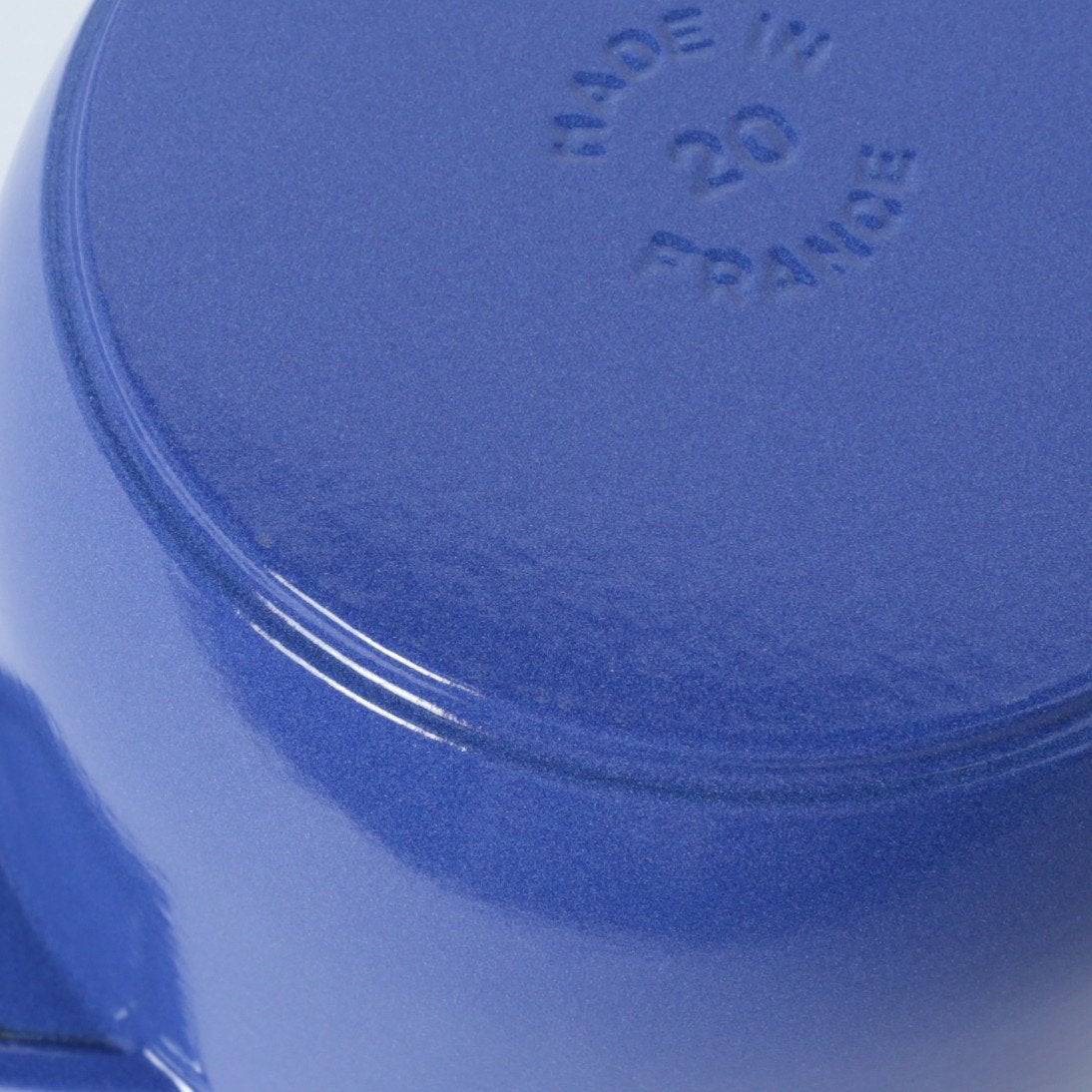 ラ・ココット de GOHAN 20cm ブルーベリー｜ココット｜ストウブ公式