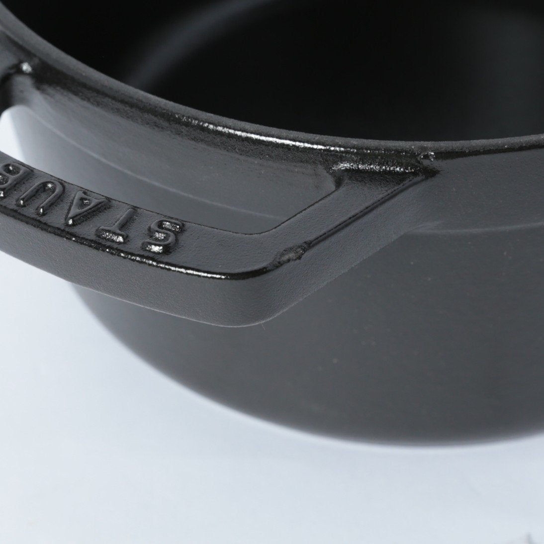 ピコ・ココット ラウンド 20cm ブラック