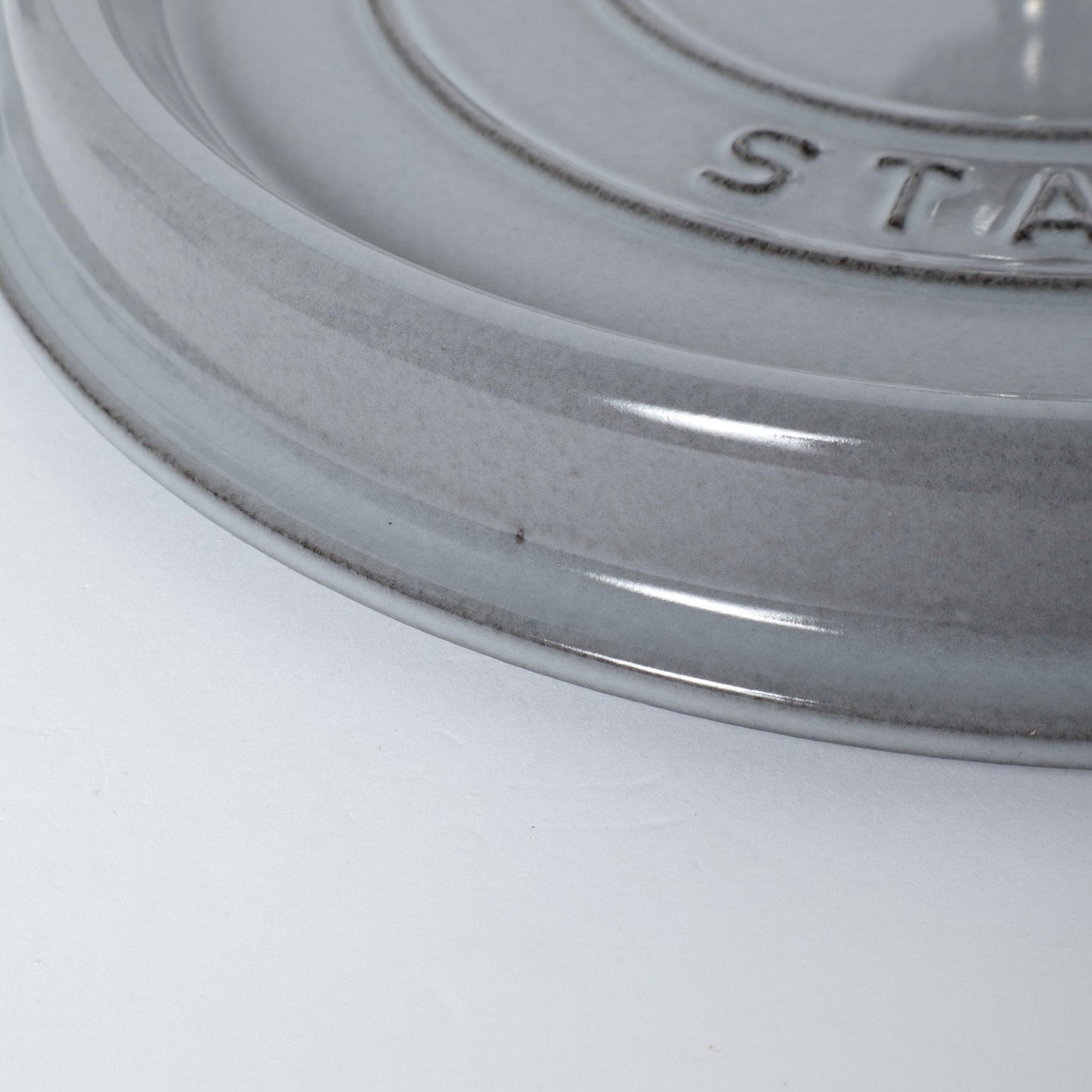 ピコ・ココット ラウンド 24cm グレー