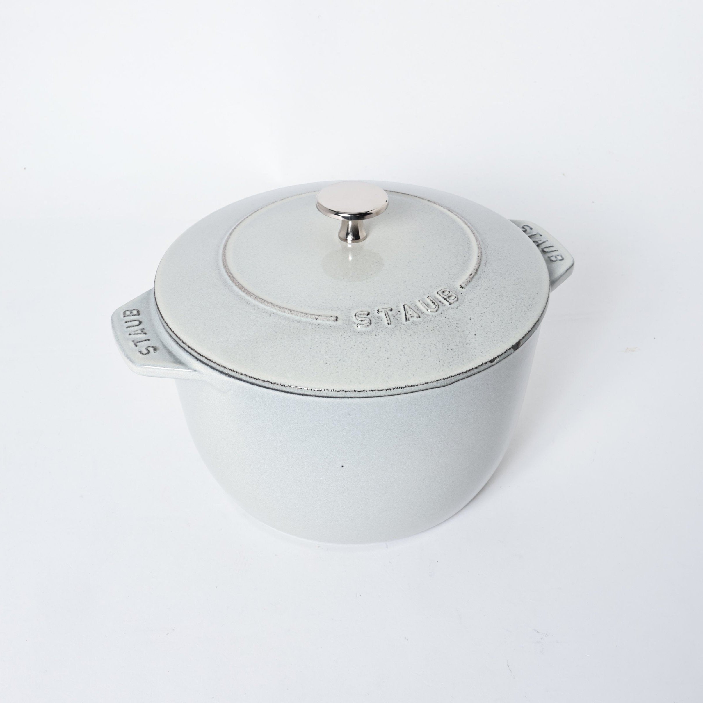 ストウブ　staub ホワイト　26cm ココットラウンド　レア　販売終了 STAUB 2nd Life｜ストウブ公式リユースストア｜認定中古品